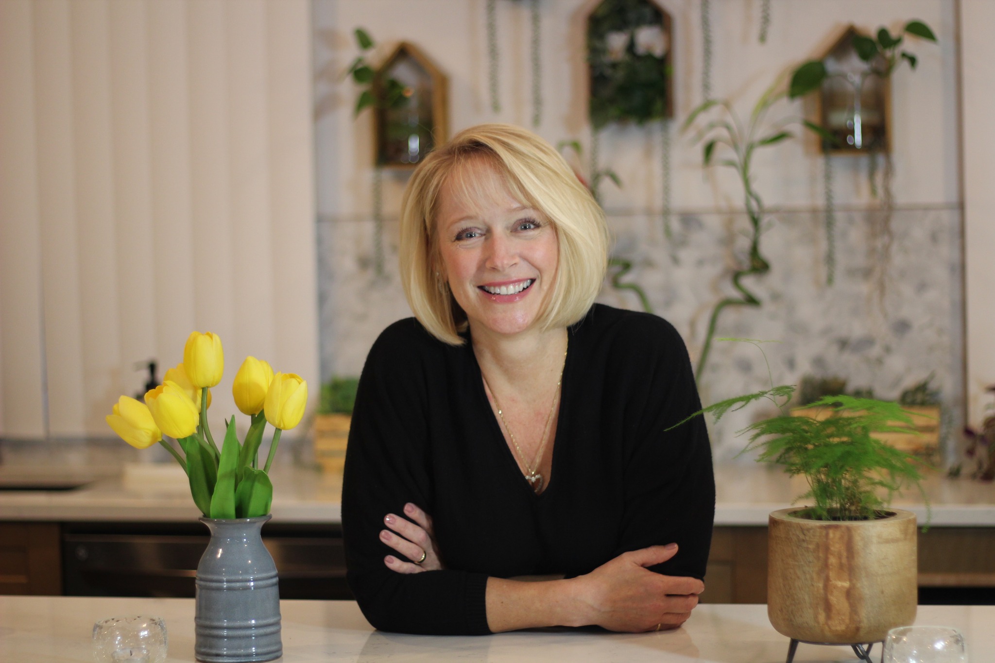 Annika Pineau, listing agent